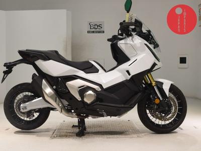 Honda X-ADV750-2