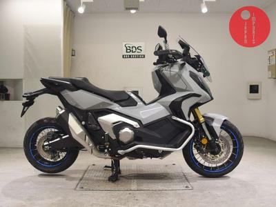 Honda X-ADV750-2