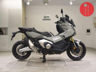 Honda X-ADV750-2