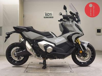 Honda X-ADV750-2