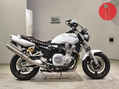 Yamaha XJR1300-2
