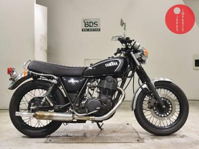 Yamaha SR400-3