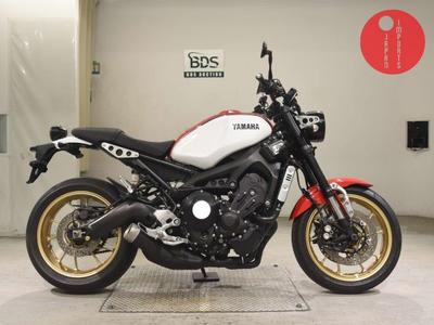 Yamaha XSR900