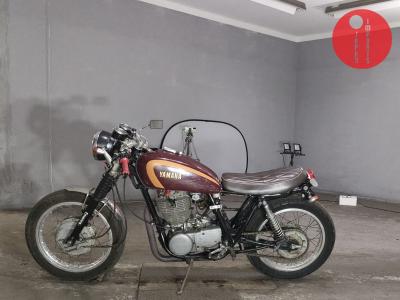 Yamaha SR400-1
