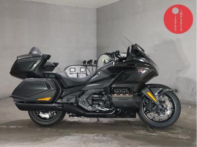 Honda GL1800 TOUR DCT