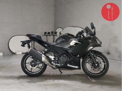 Kawasaki NINJA400