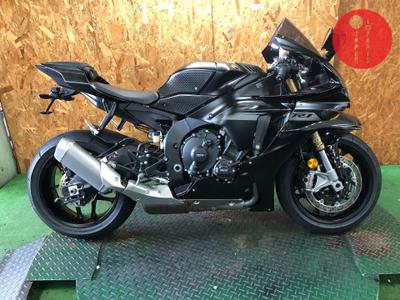 Yamaha YZF-R1
