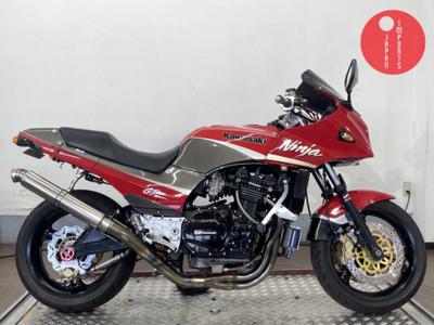 Kawasaki GPZ900R