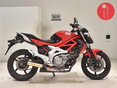 Suzuki GLADIUS400