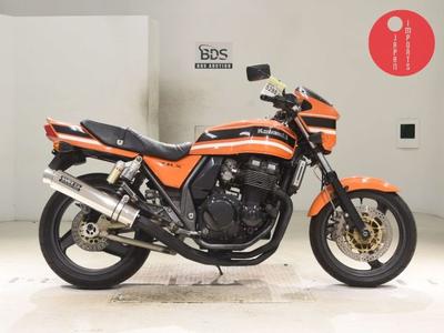 Kawasaki ZRX400