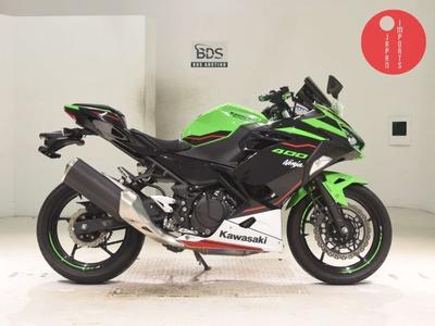Kawasaki NINJA400