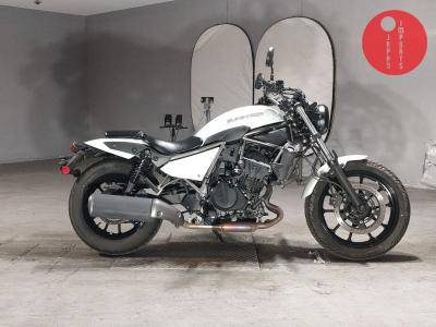 Kawasaki ELIMINATOR 400-1