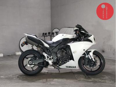 Yamaha YZF-R1