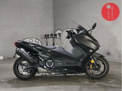 Yamaha T-MAX560