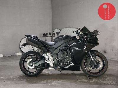 Yamaha YZF-R1