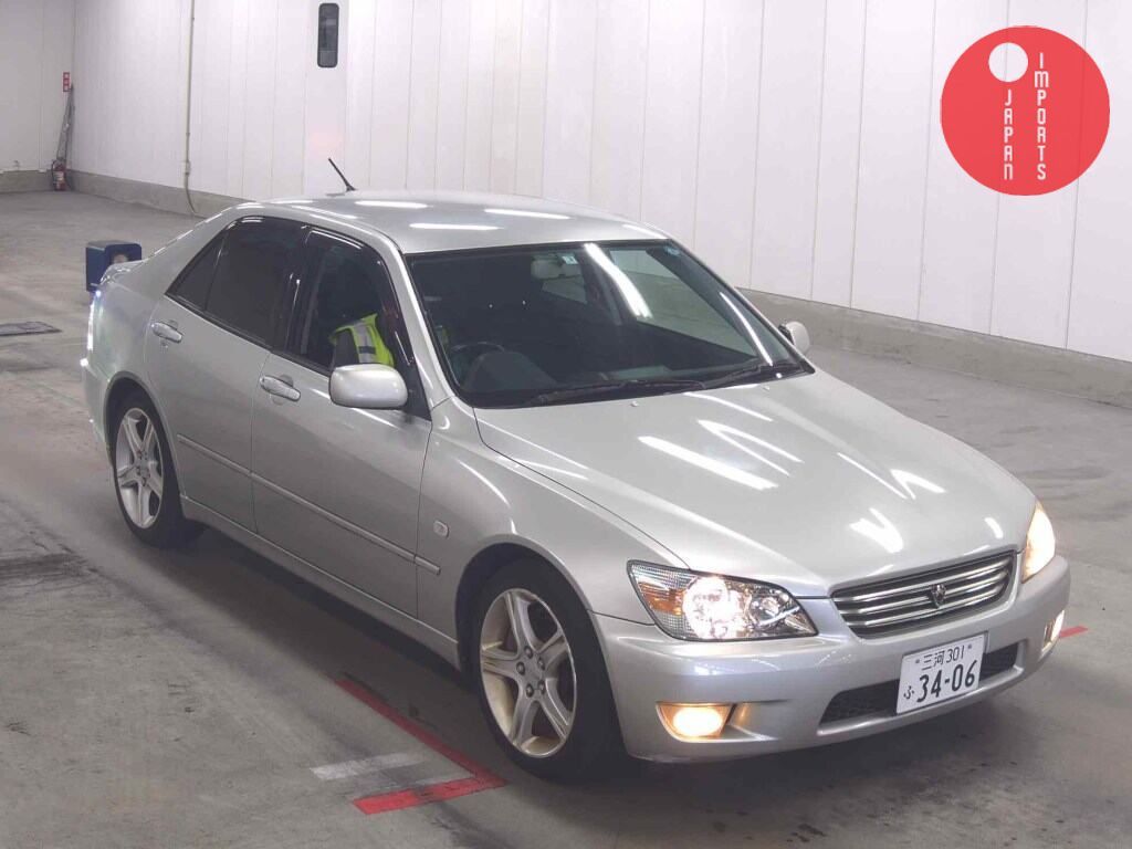 TOYOTA ALTEZZA RS200 Z EDITION