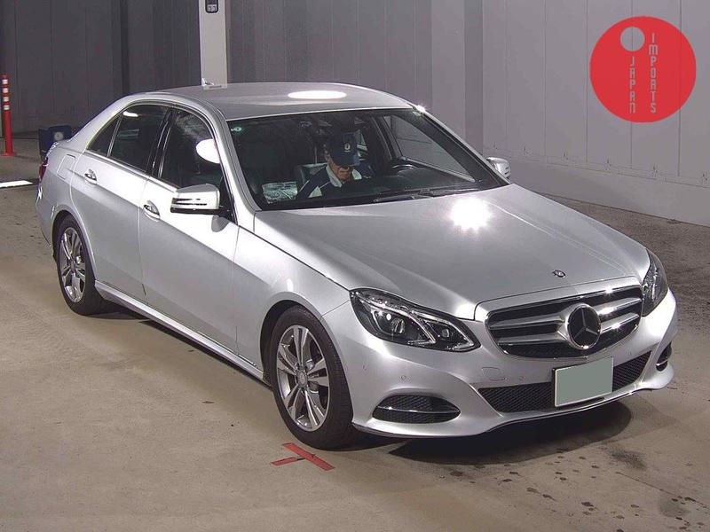 MERCEDES BENZ E-CLASS 4D 4WD E300 4MATIC AVANTGARDE
