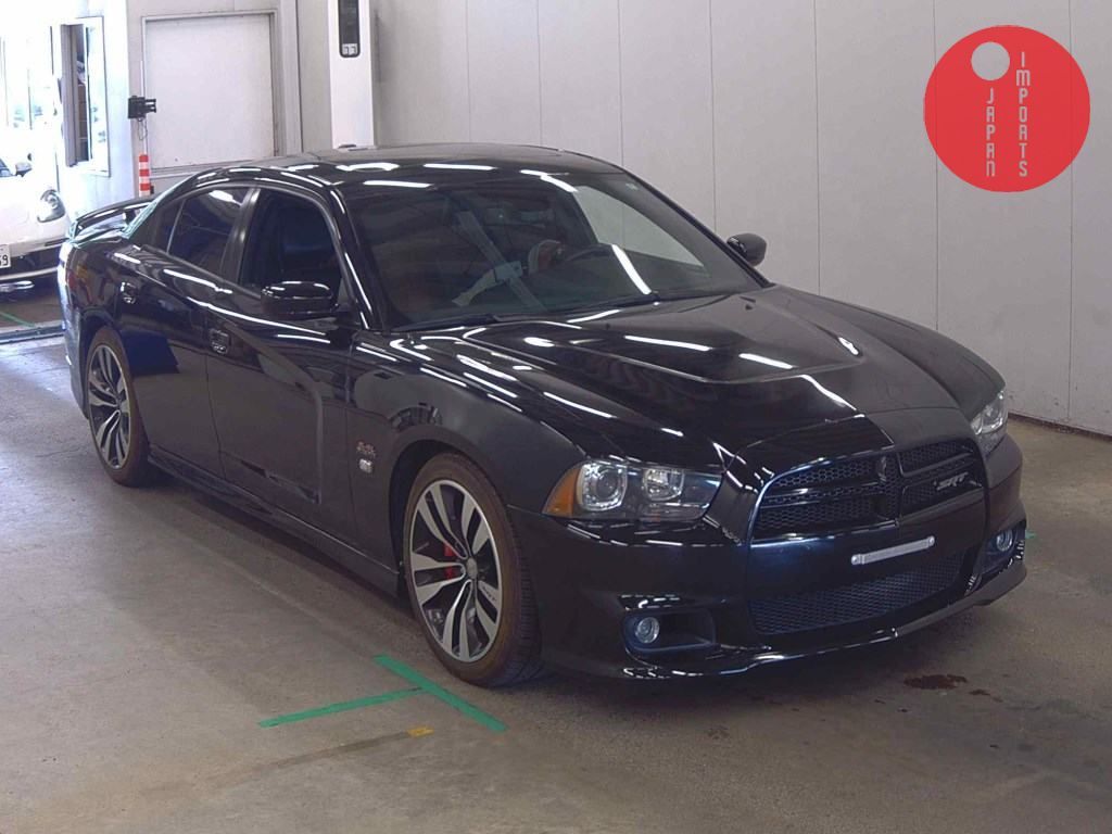 DODGE                                                                      CHARGER 4D       SRT8