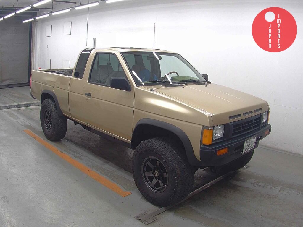 AMERICA NISSAN                                                                      DATSUN TRUCK 4WD