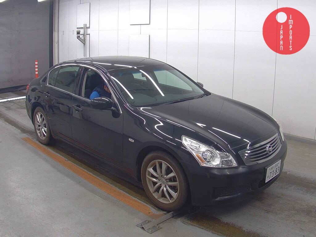 NISSAN                                                                      SKYLINE 4D       250GT