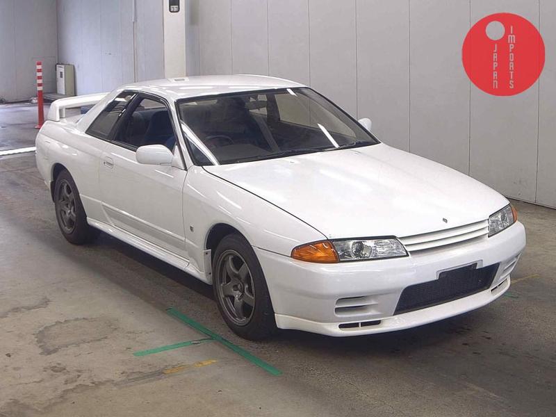 NISSAN SKYLINE CP 4WD GT-R