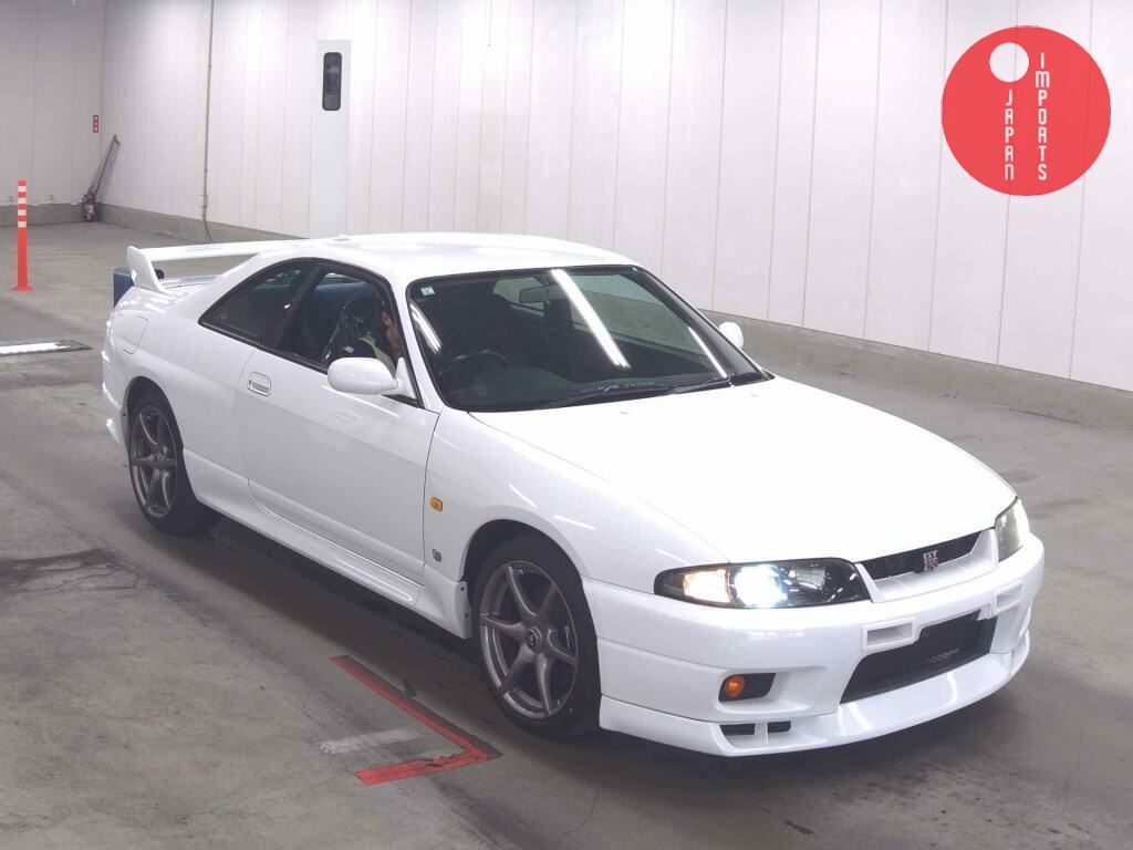 NISSAN                                                                      SKYLINE CP 4WD       GT-R