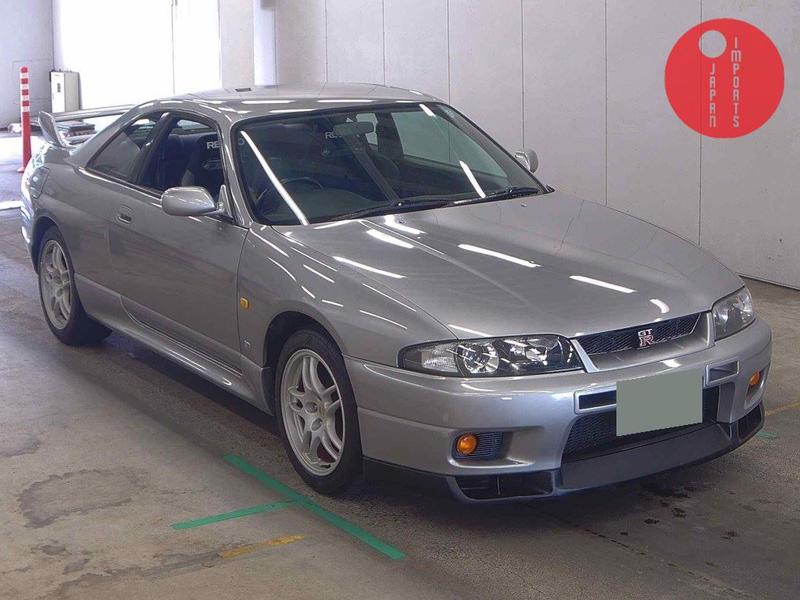 NISSAN SKYLINE CP 4WD GT-R