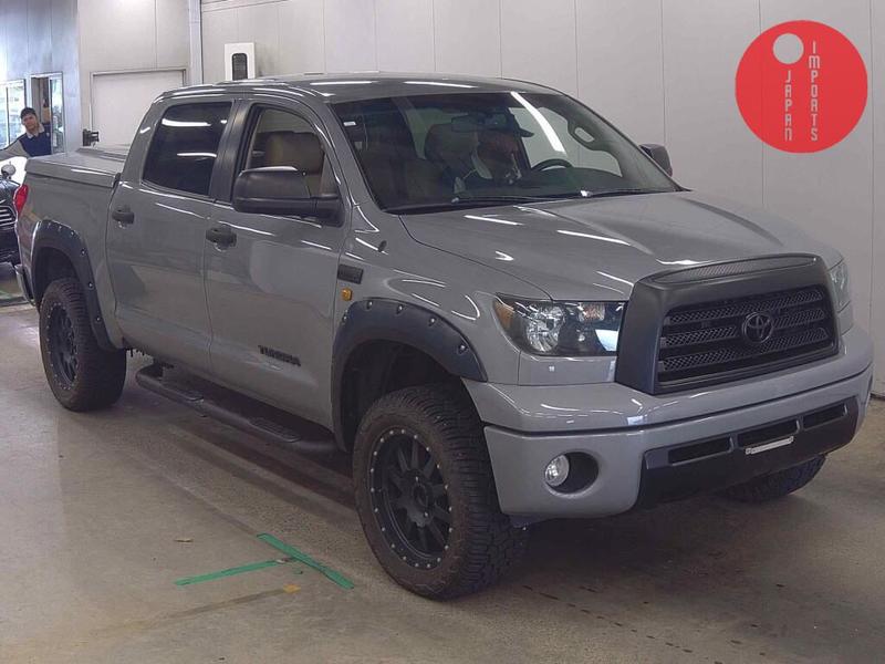 AMERICA TOYOTA TUNDRA 4D 4WD CREWMAX SR5