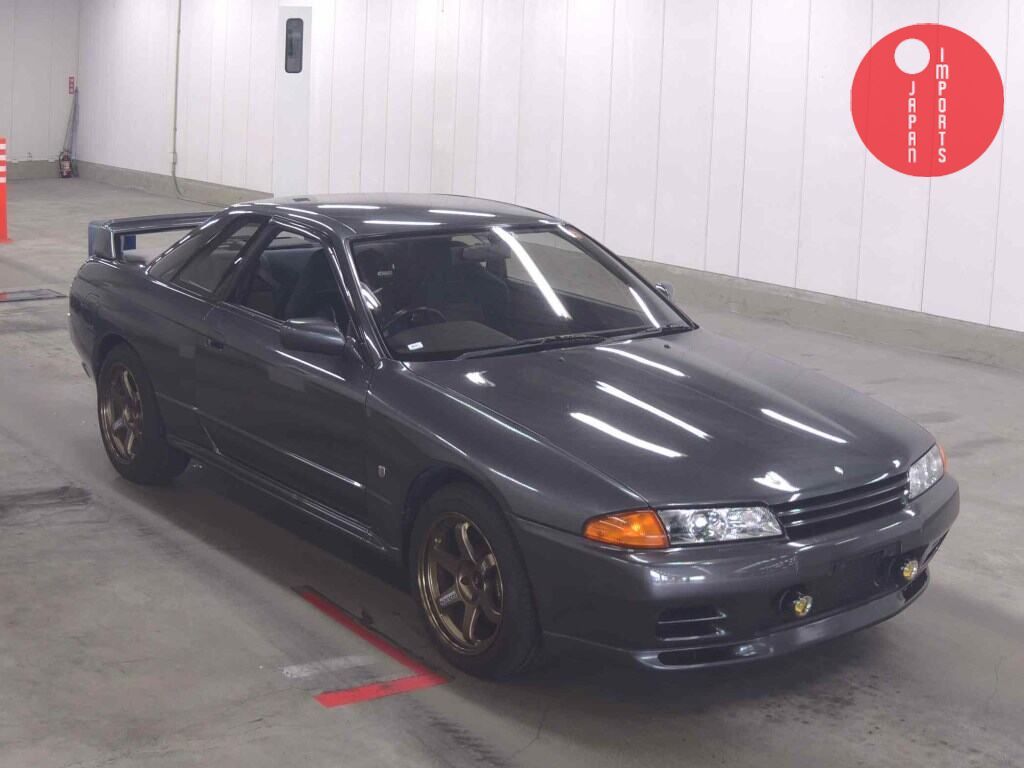 NISSAN                                                                      SKYLINE CP 4WD       GT-R