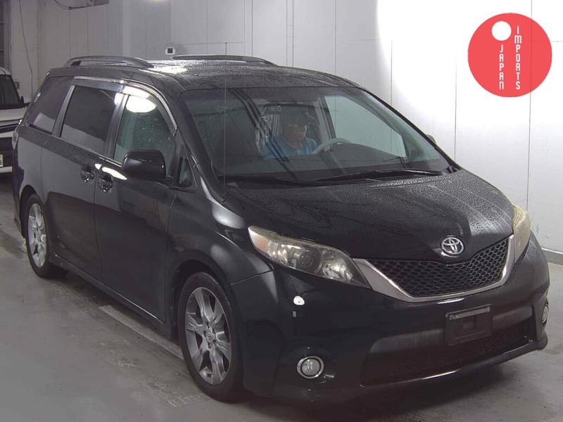 AMERICA TOYOTA SIENNA SE