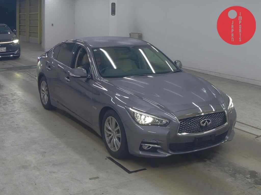 NISSAN SKYLINE 4D