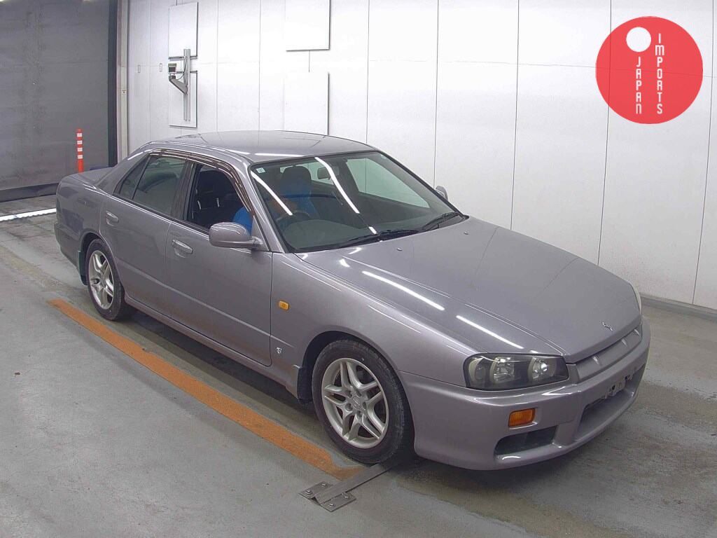 NISSAN                                                                      SKYLINE 4D       25GT-X