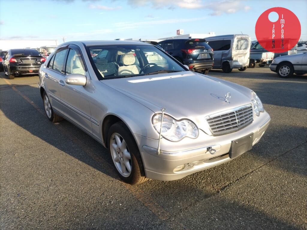 MERCEDES BENZ C-CLASS 4D C240