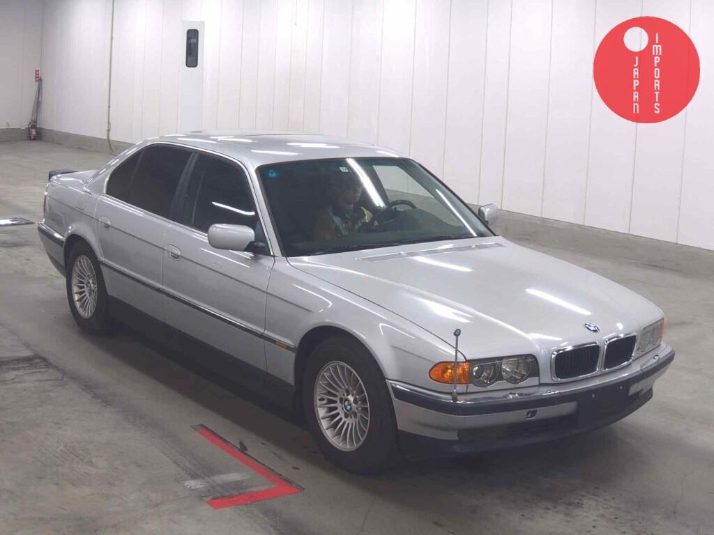 BMW                                                                      7 SERIES       740I