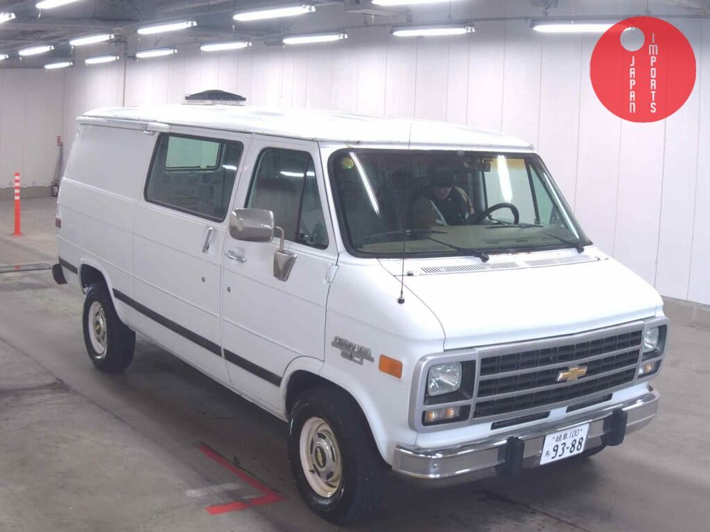 CHEVROLET                                                                      CHEVYVAN 4D