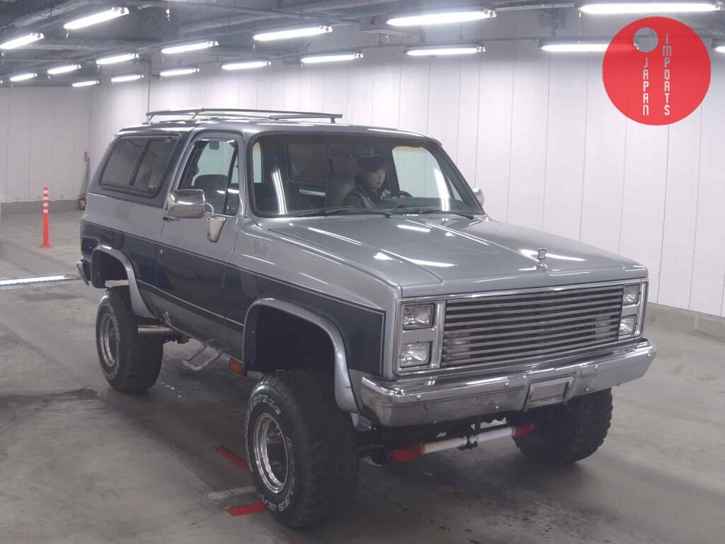 CHEVROLET                                                                      K-5 4WD       OTHERS