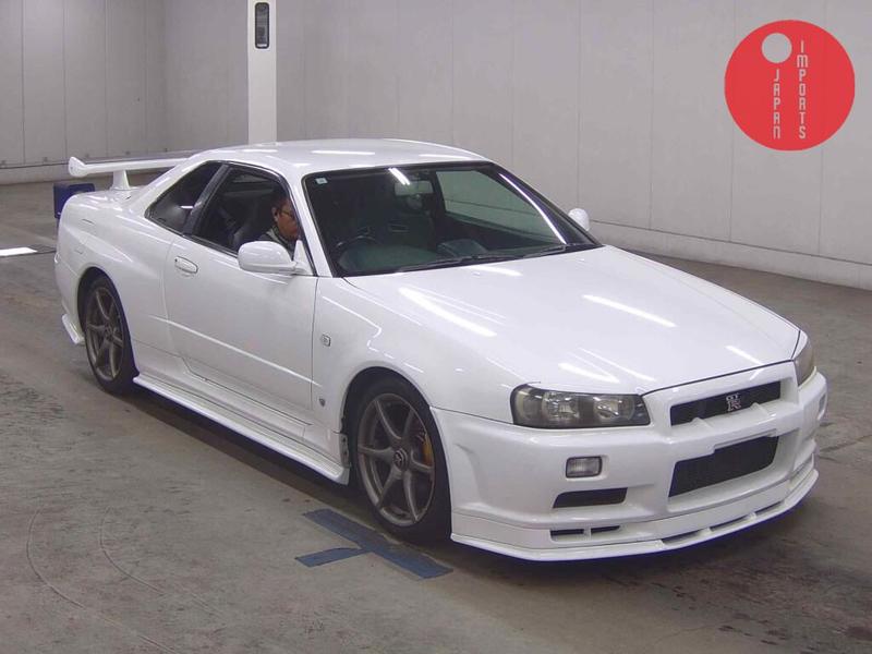 NISSAN SKYLINE CP 4WD GT-R