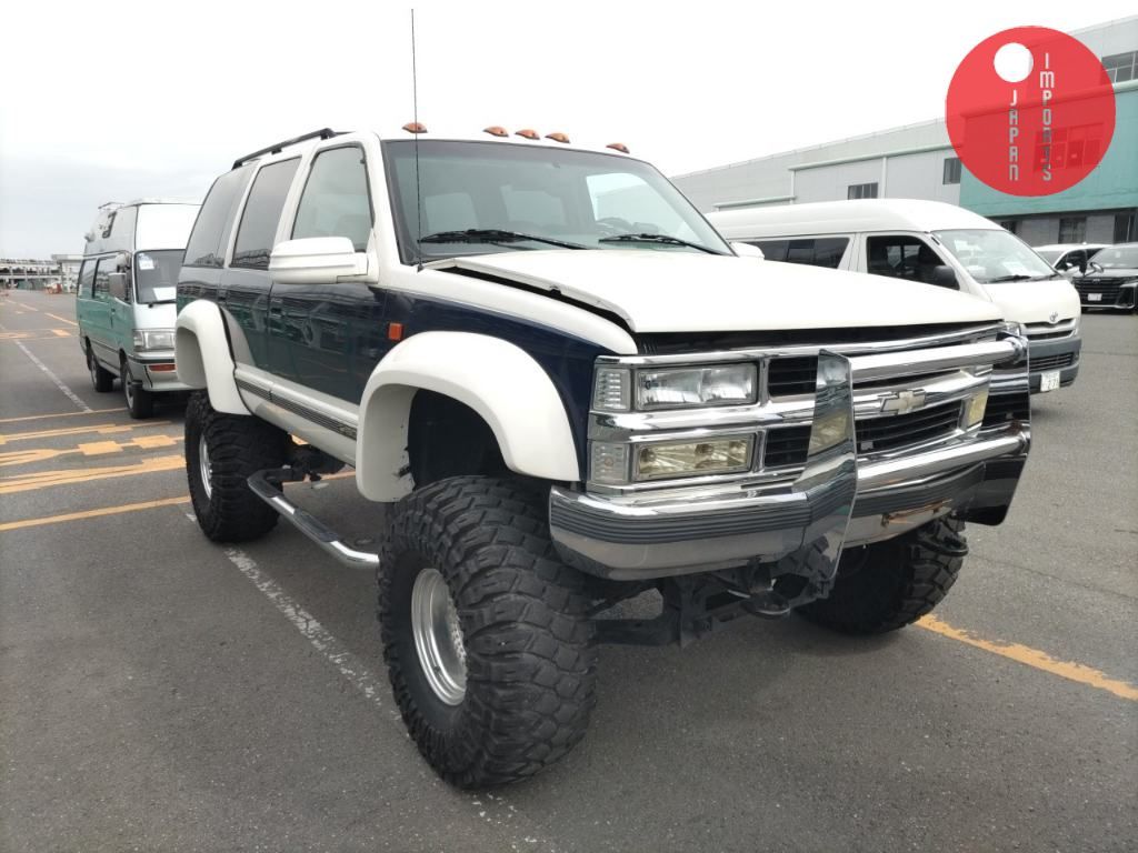 CHEVROLET                                                                      TAHOE 5D 4WD