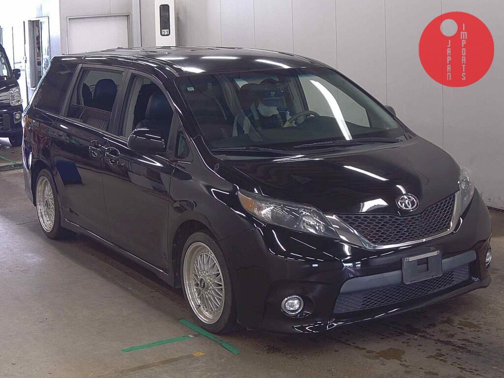 AMERICA TOYOTA SIENNA SE