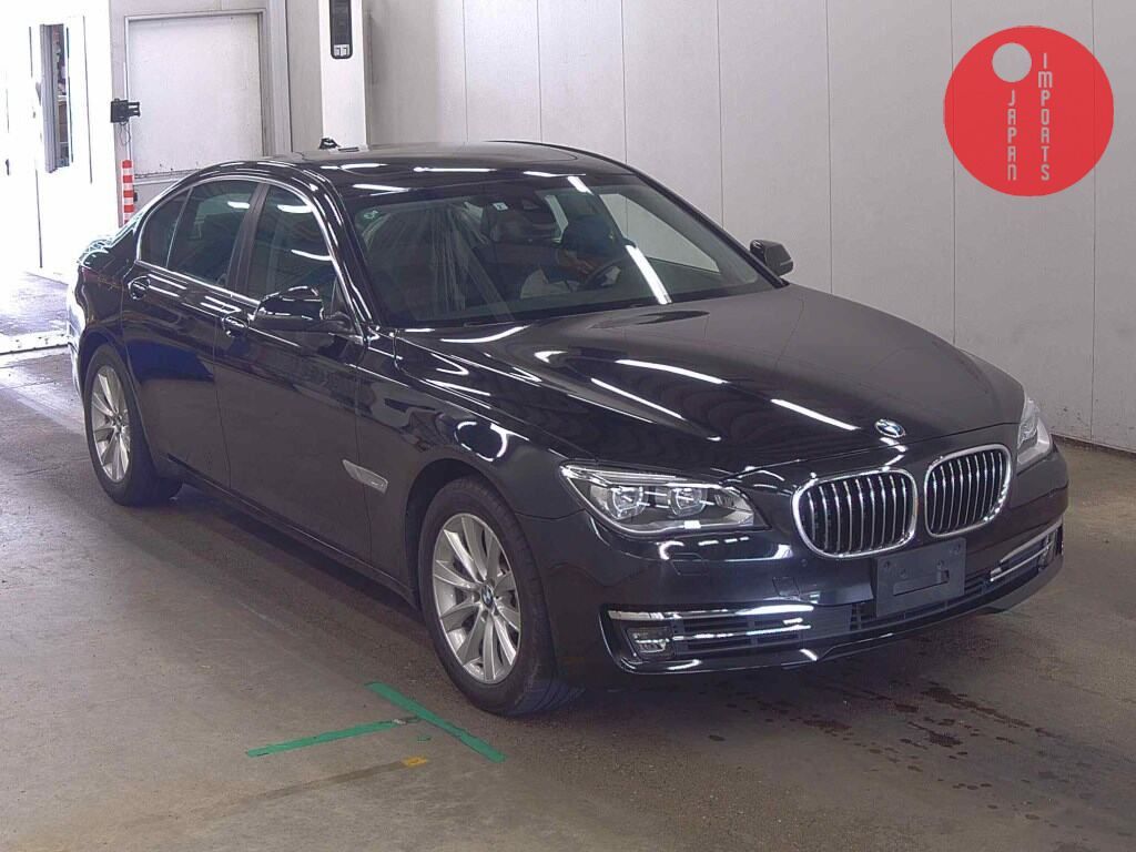 BMW                                                                      7 SERIES       740I