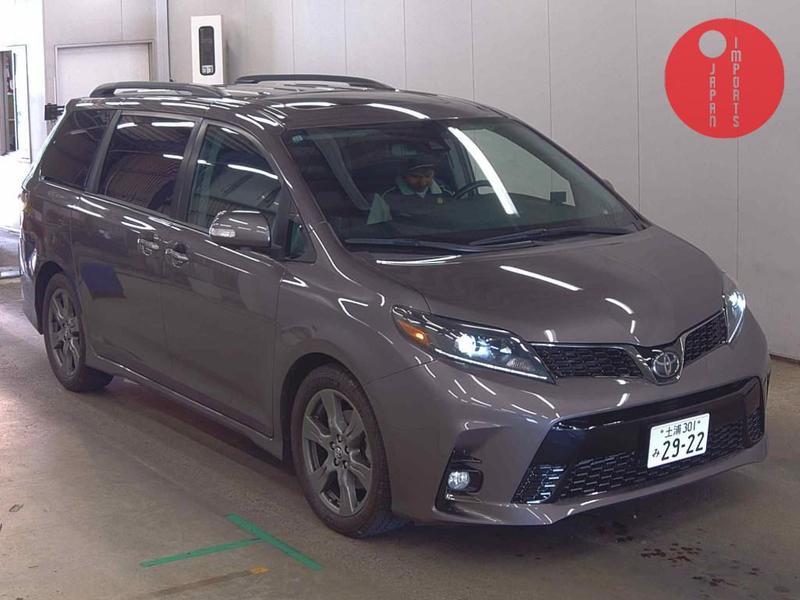 AMERICA TOYOTA SIENNA SE