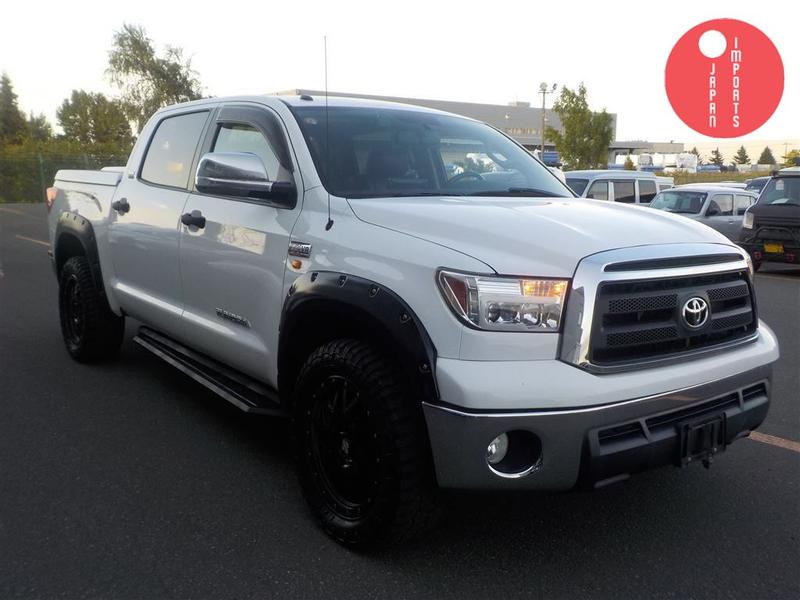 AMERICA TOYOTA TUNDRA 4D 4WD CREWMAX SR5