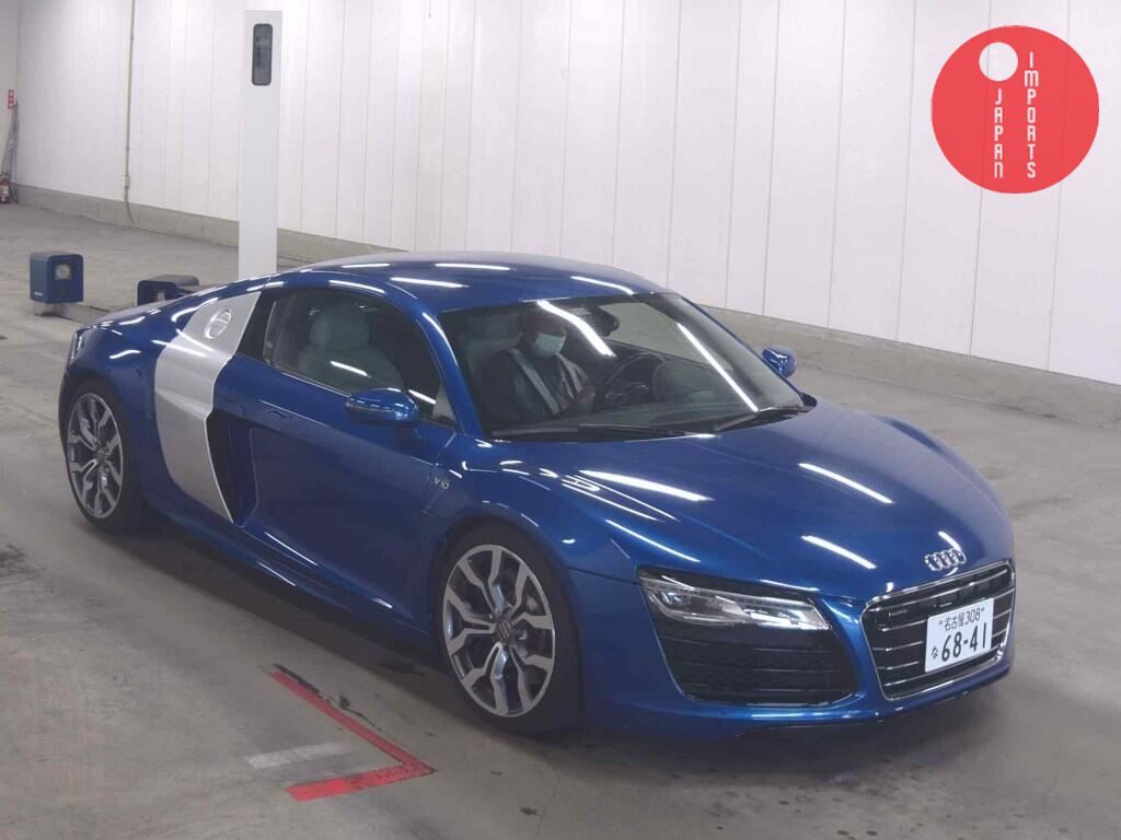AUDI R8 4WD 5.2FSI QUATTRO
