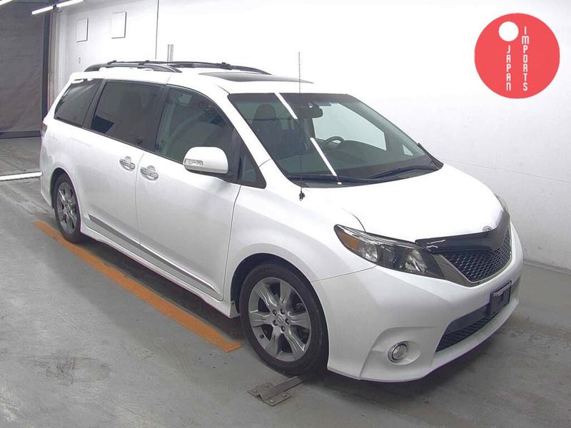 AMERICA TOYOTA SIENNA SE