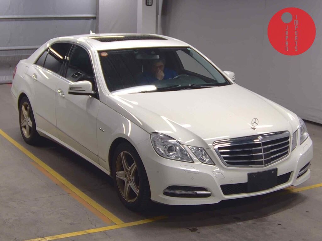 MERCEDES BENZ                                                                      E-CLASS 4D 4WD       E300 4MATIC BLUEEFFICIENCY AVANTGARDE