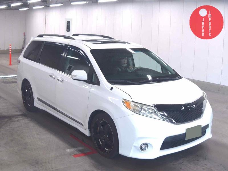 AMERICA TOYOTA SIENNA SE