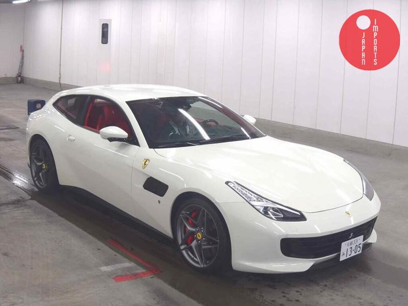 FERRARI GTC4 LUSSO T