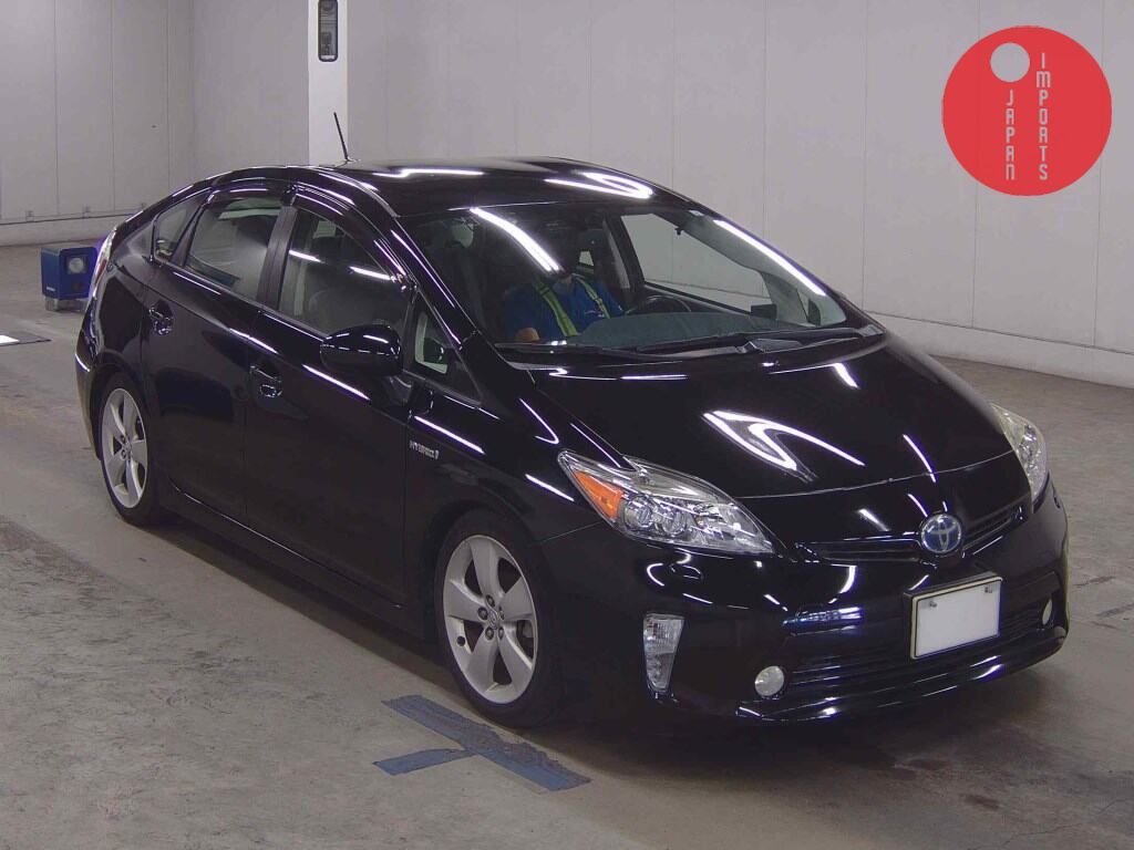 AMERICA TOYOTA PRIUS 5D