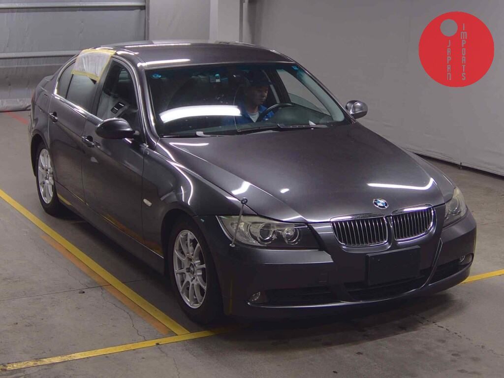 BMW                                                                      3 SERIES 4D       323I