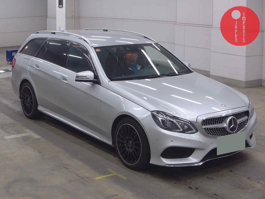 MERCEDES BENZ E-CLASS STATIONWAGON 4WD E300 4MATIC AVANTGARDE AMG